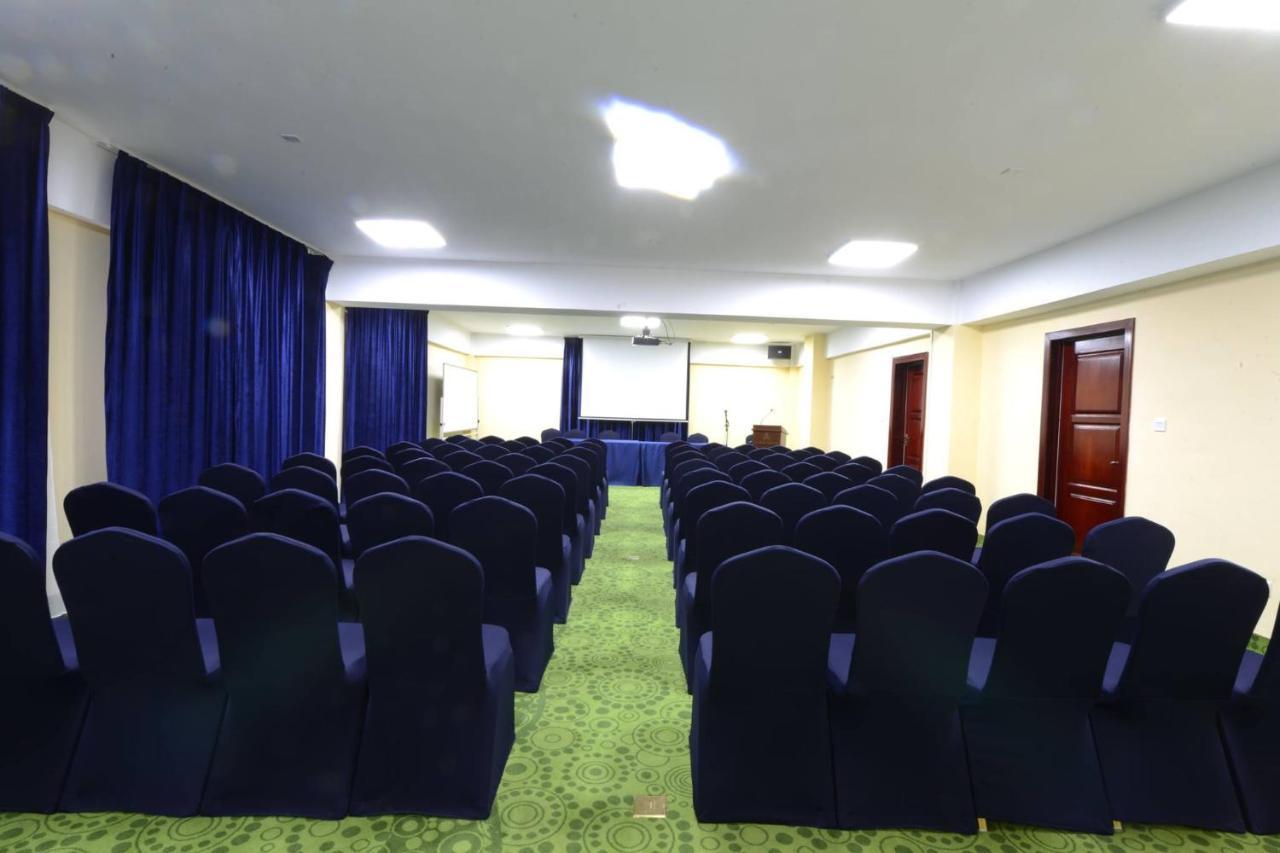 Alpha Hotel أولان باتور المظهر الخارجي الصورة
