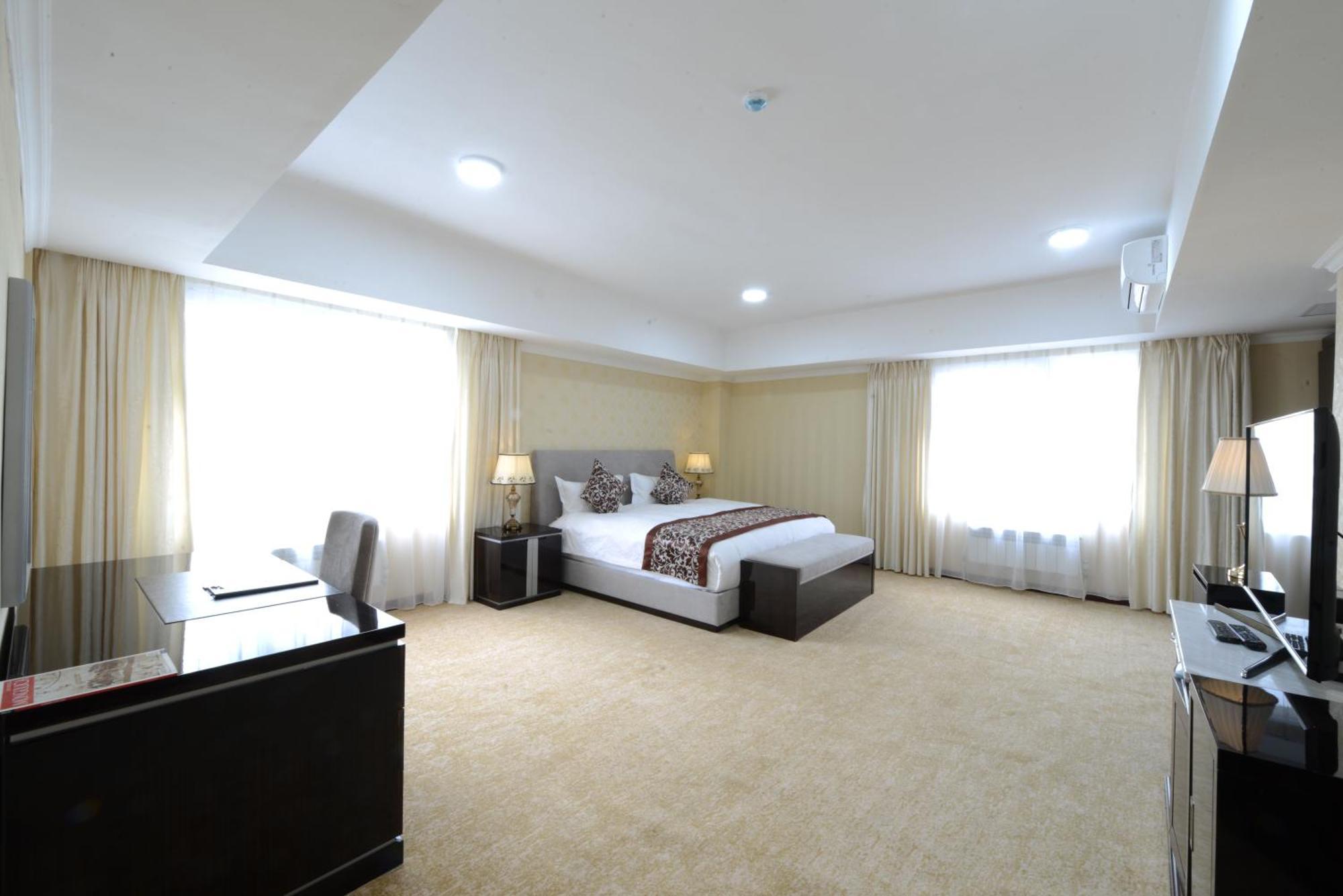 Alpha Hotel أولان باتور المظهر الخارجي الصورة
